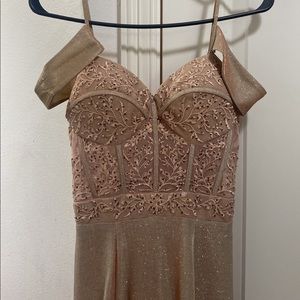 Evening formal off the shoulders dress size 2 (XS)